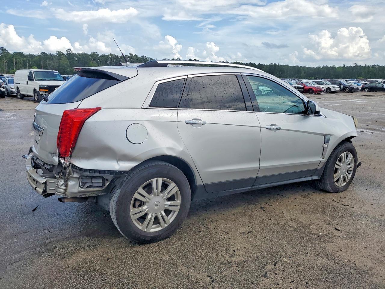 2011 Cadillac Srx Luxury Collection - Image 3