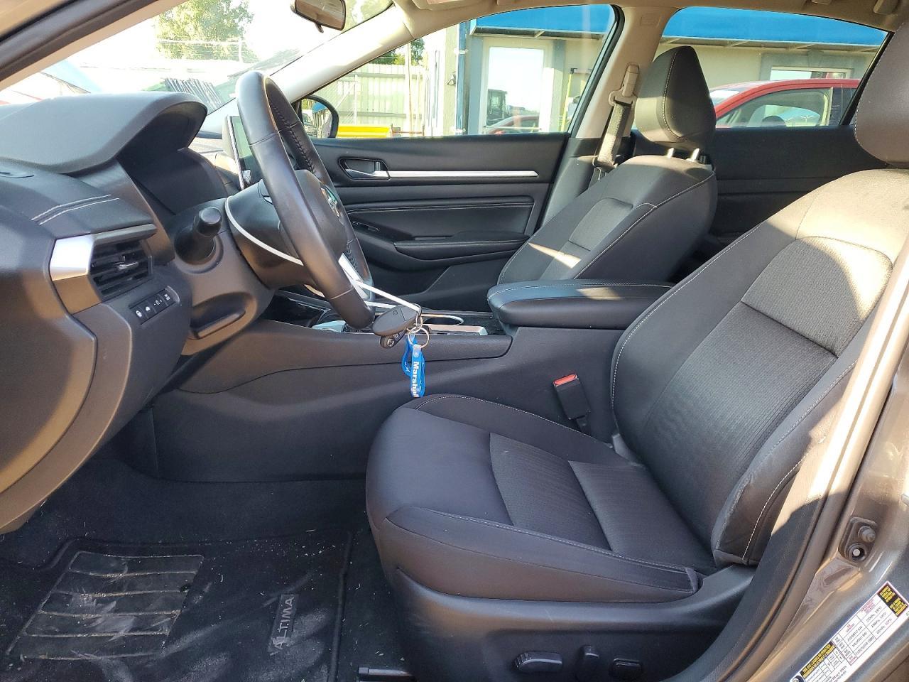 2021 Nissan Altima Sv - Image 7