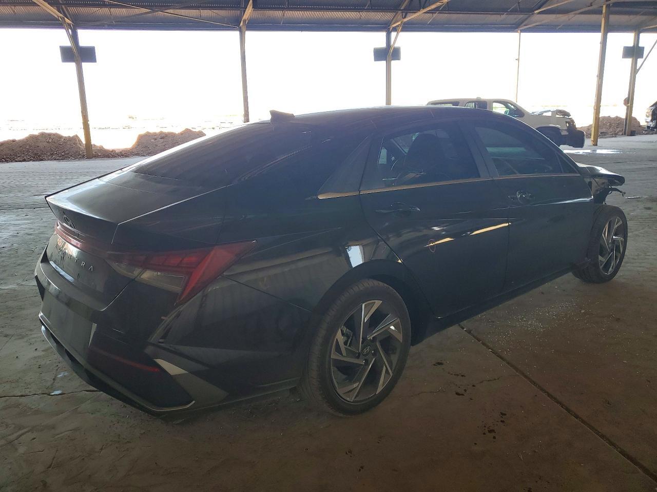 2024 Hyundai Elantra Sel - Фото 3