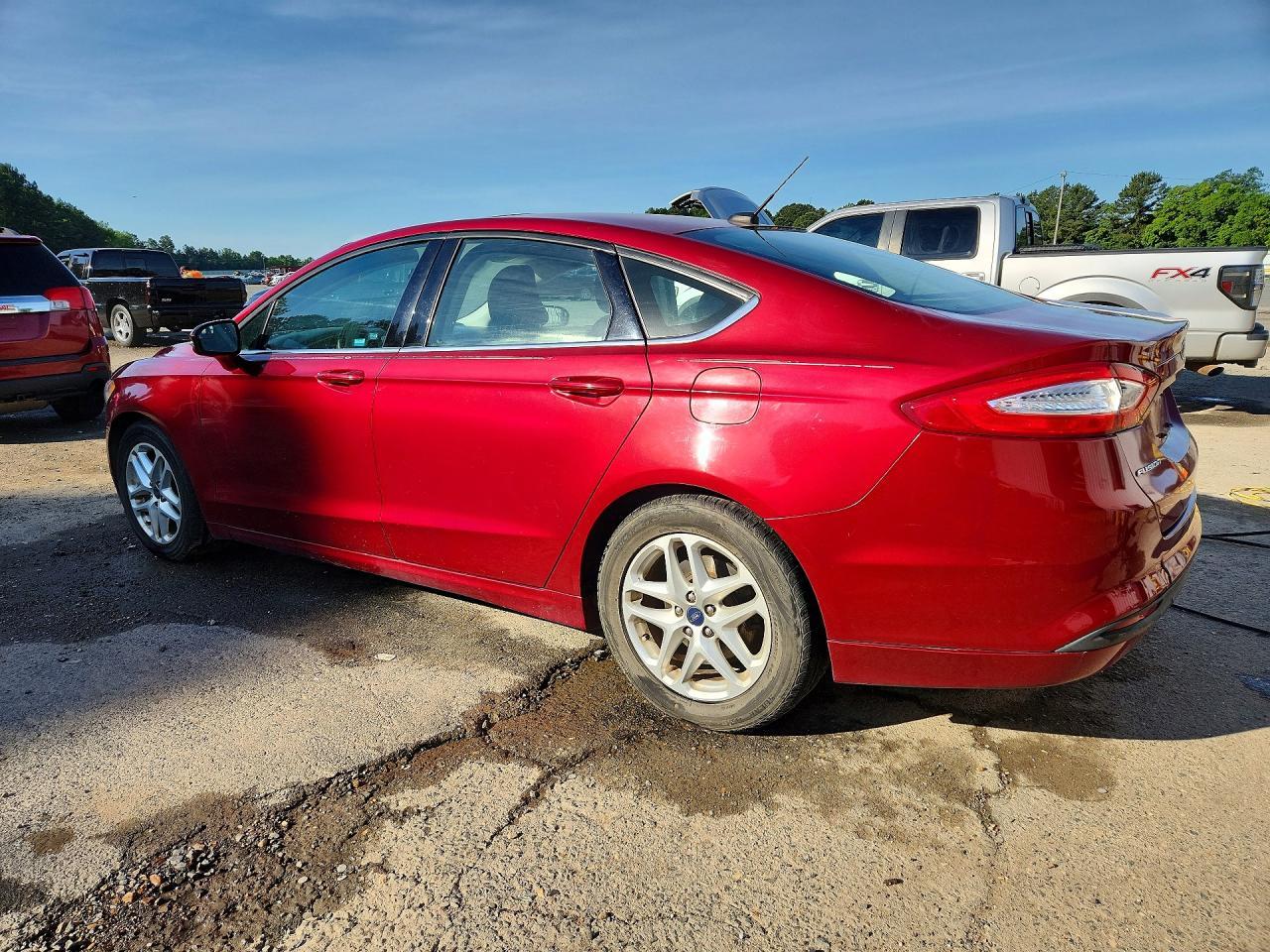 2015 Ford Fusion Se - Фото 2