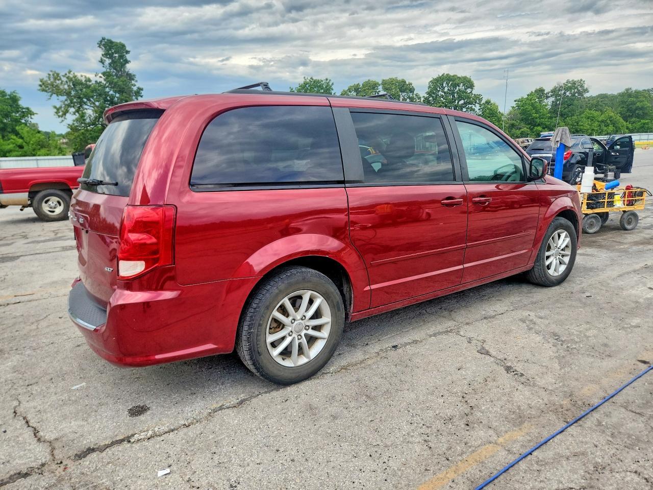 2014 Dodge Grand Caravan Sxt - Фото 3