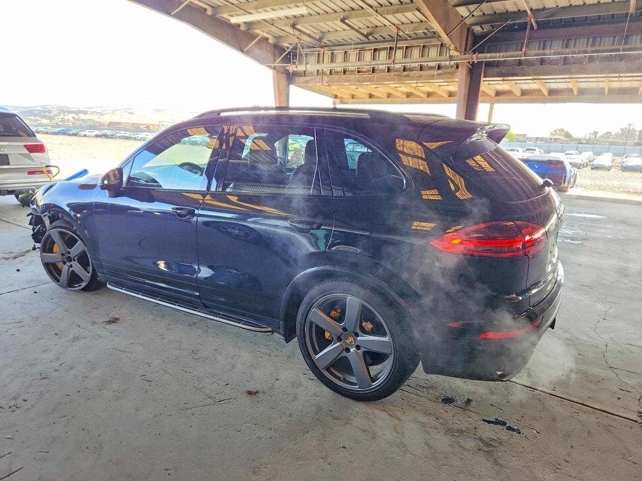 2017 Porsche Cayenne Turbo - Фото 2