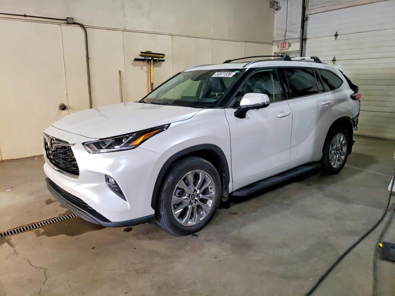 2024 Toyota Highlander Limited