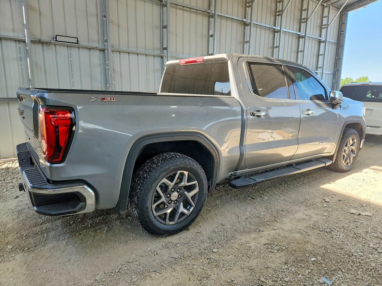 2023 GMC Sierra K1500 Slt - Фото 3