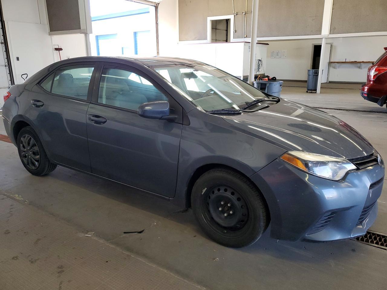 2014 Toyota Corolla Le - Image 4