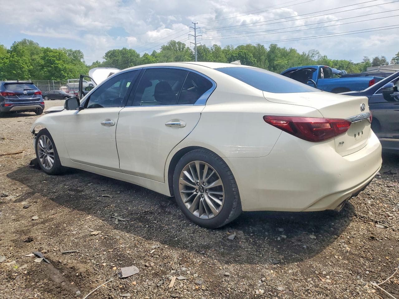 2021 Infiniti Q50 Luxe - Image 2