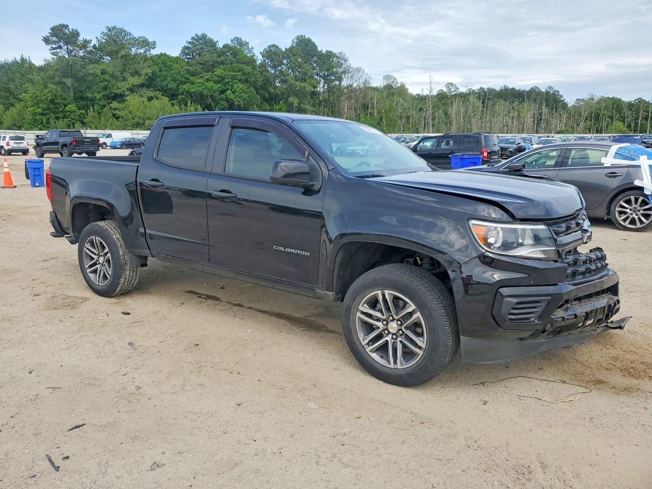 2021 Chevrolet Colorado - Image 4