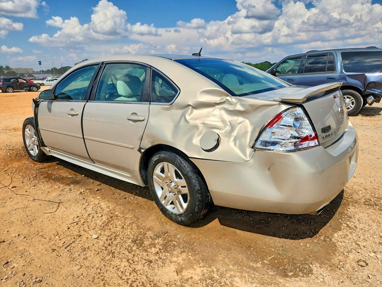2012 Chevrolet Impala Lt - Image 2
