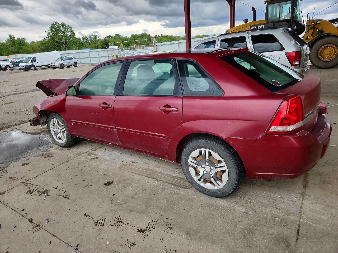 2007 Chevrolet Malibu Maxx Ls - Image 2