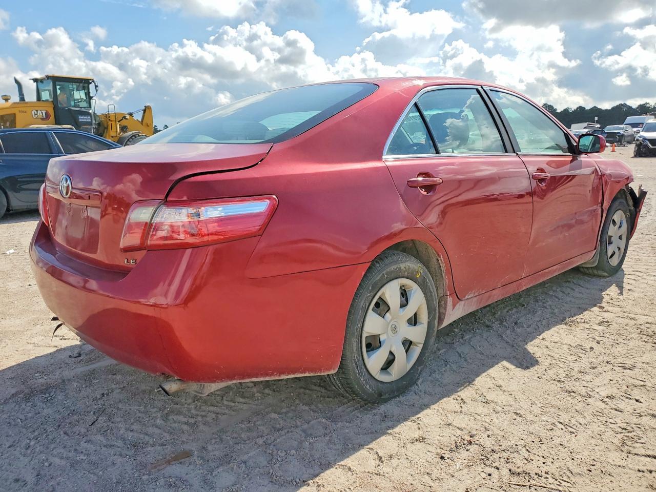 2009 Toyota Camry Le - Фото 3
