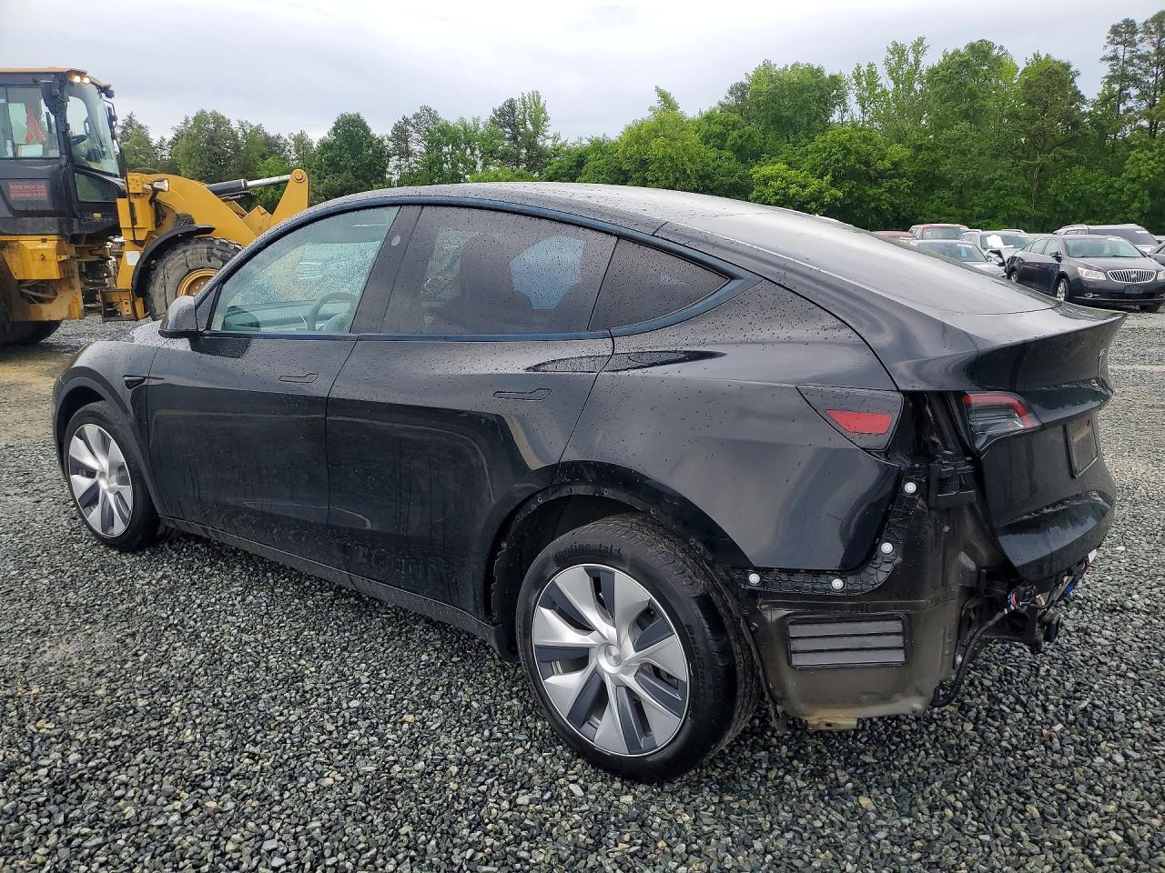 2023 Tesla Y - Фото 2