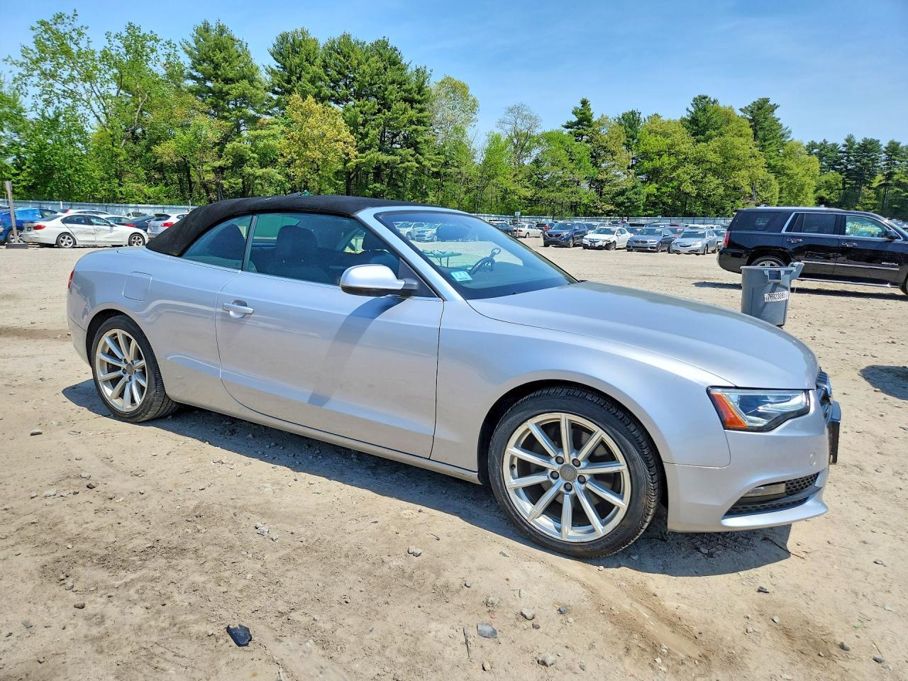 2015 Audi A5 Premium - Image 4