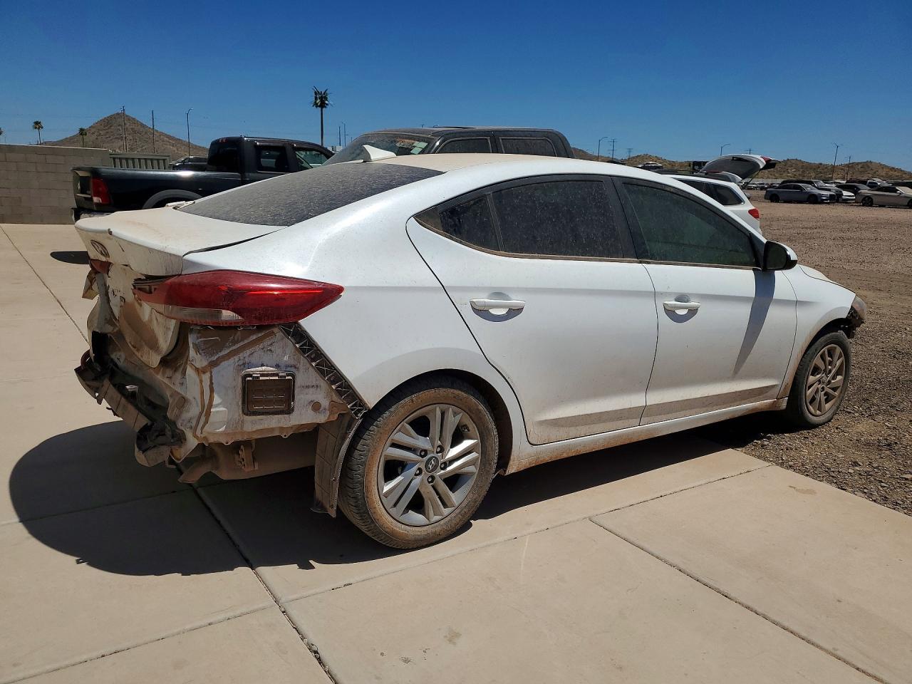 2017 Hyundai Elantra Se - Фото 3