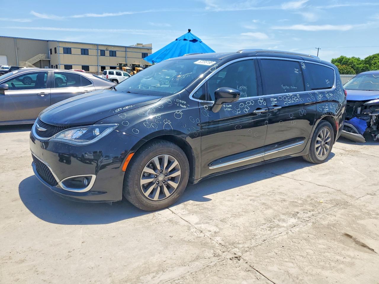 2020 Chrysler Pacifica Touring L Plus