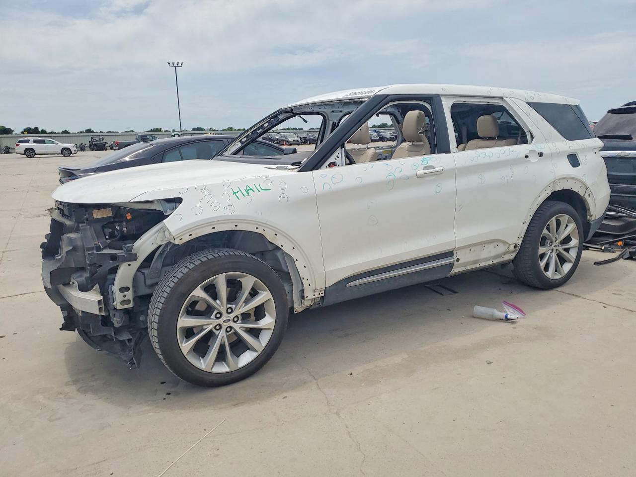 2021 Ford Explorer Platinum