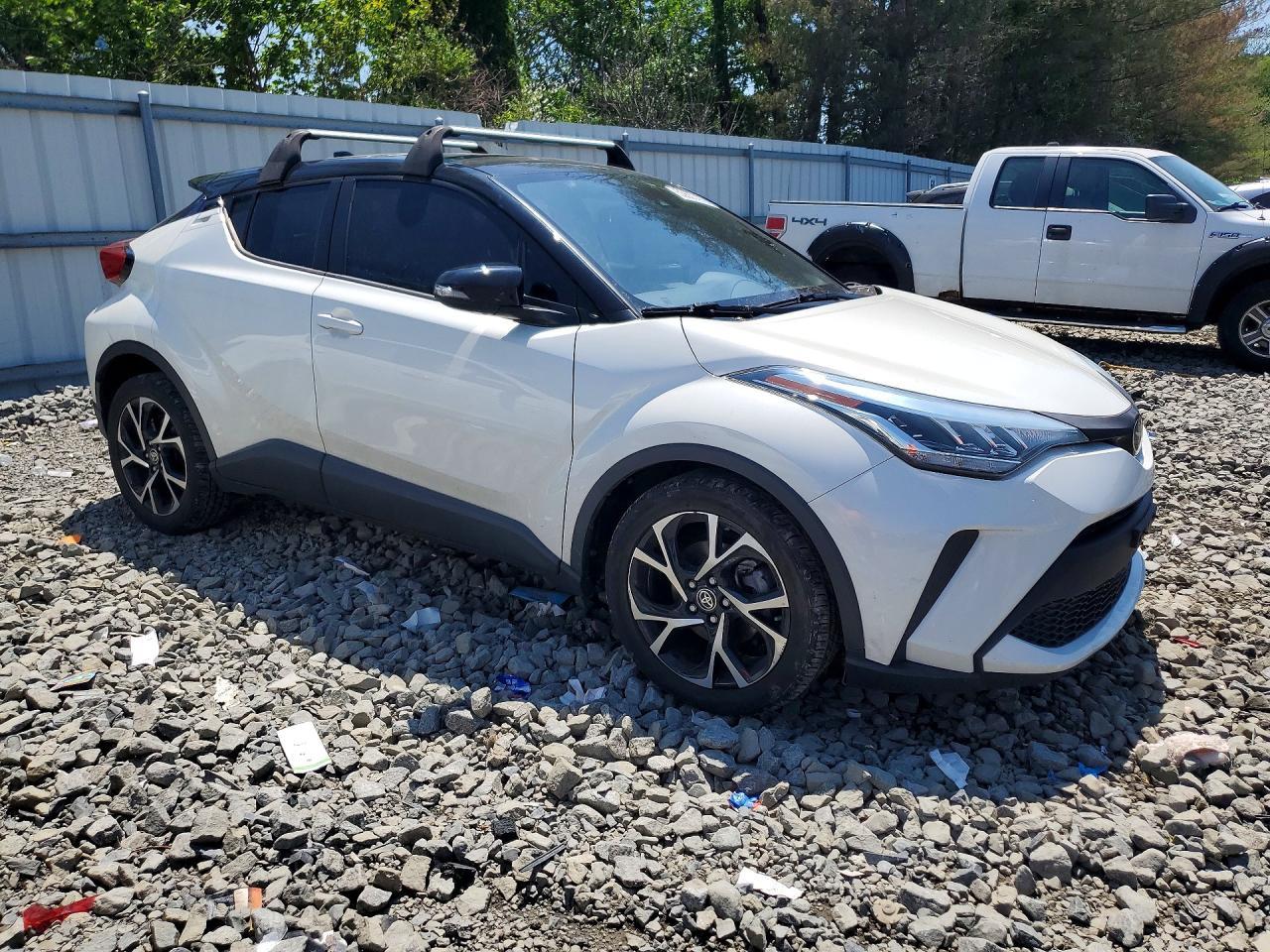 2020 Toyota C-Hr Xle - Image 4