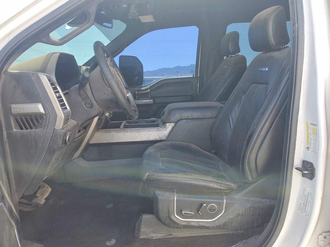2017 Ford F350 - Фото 7