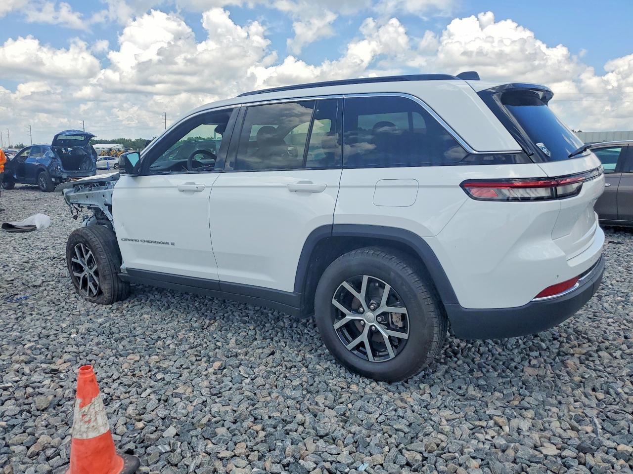 2025 Jeep Grand Cherokee Limited - Фото 2