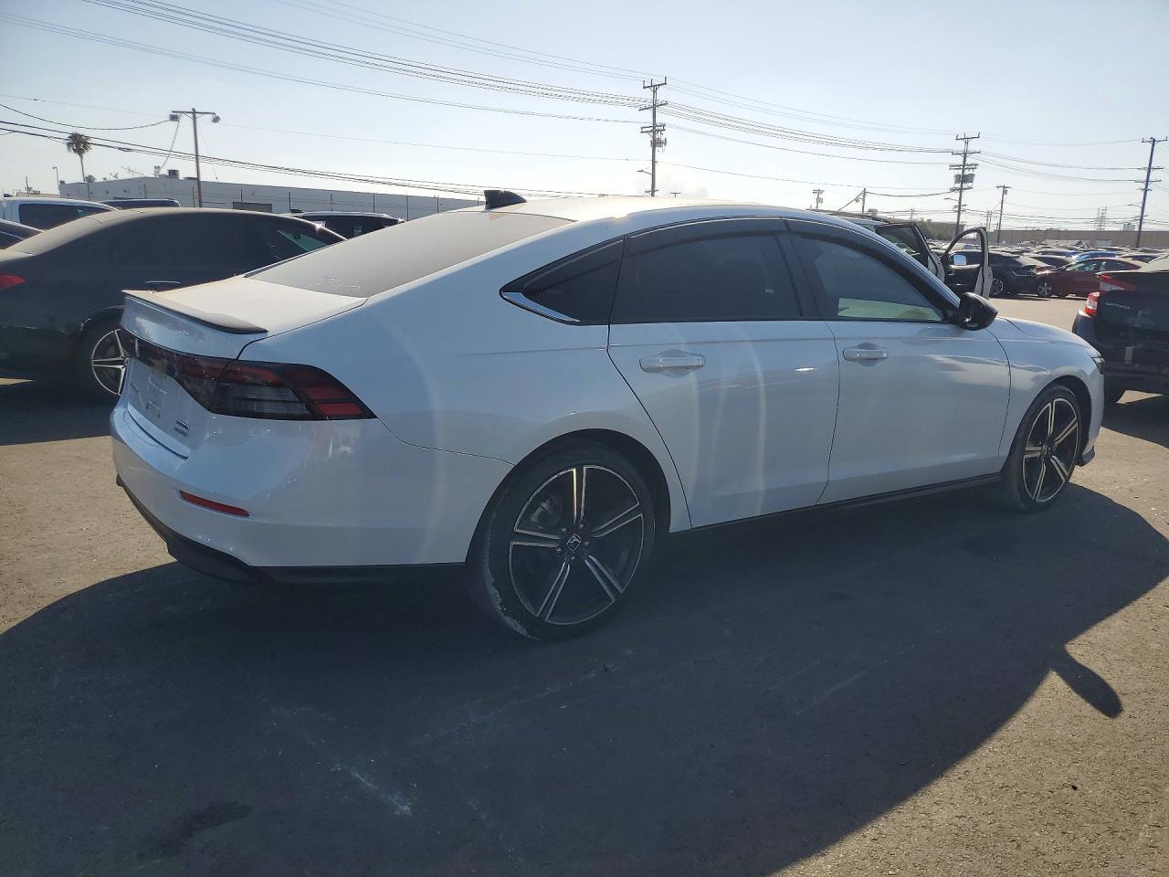2023 Honda Accord Hybrid Sport - Фото 3