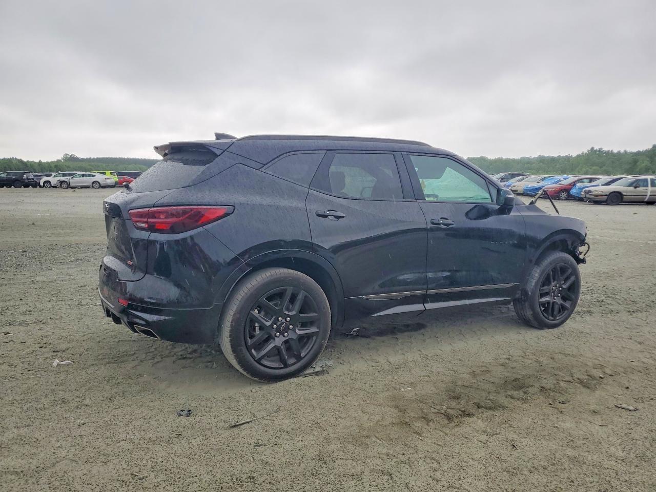 2024 Chevrolet Blazer Rs - Image 3