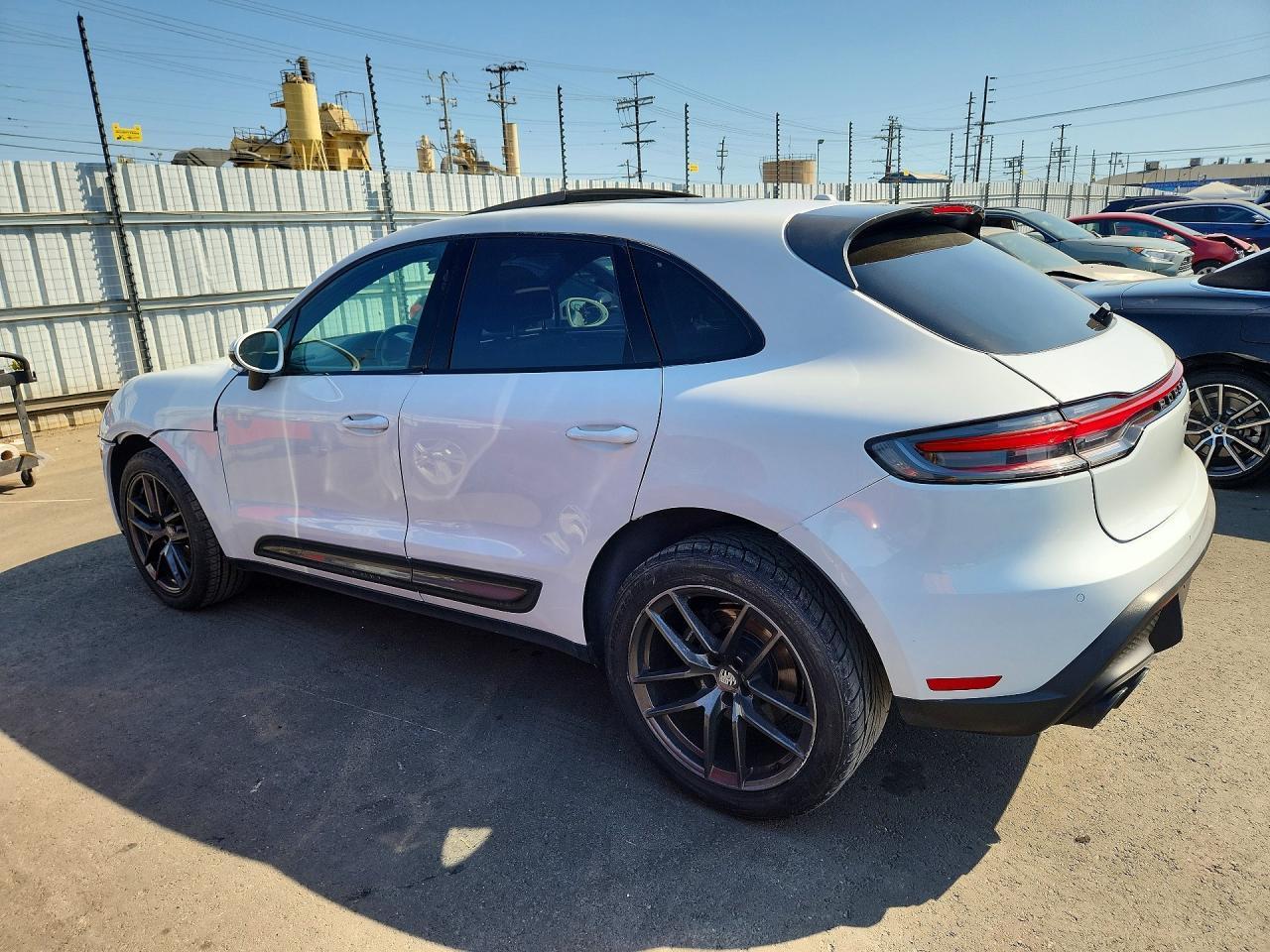 2023 Porsche Macan Base - Image 2