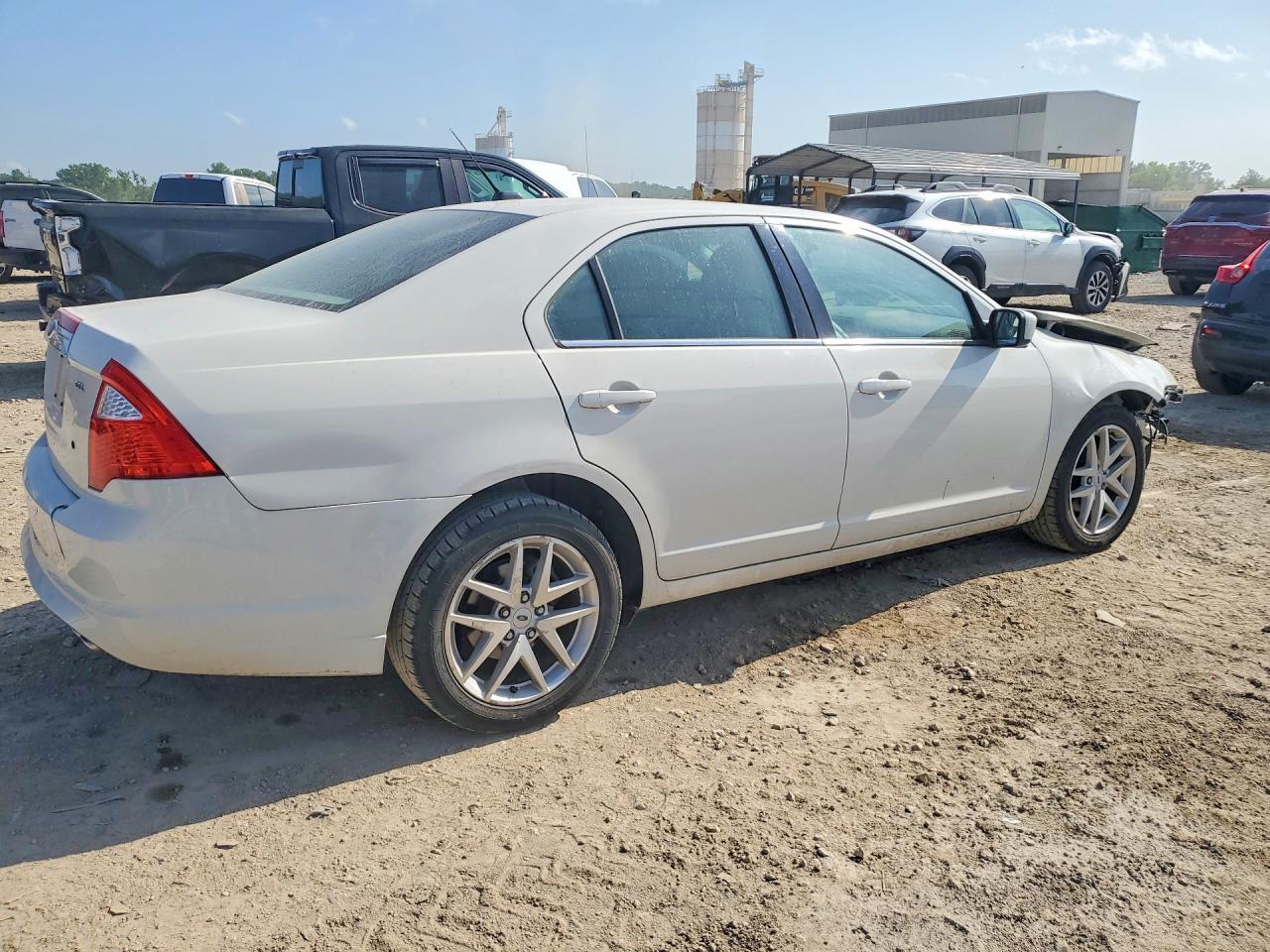 2012 Ford Fusion Sel - Image 3