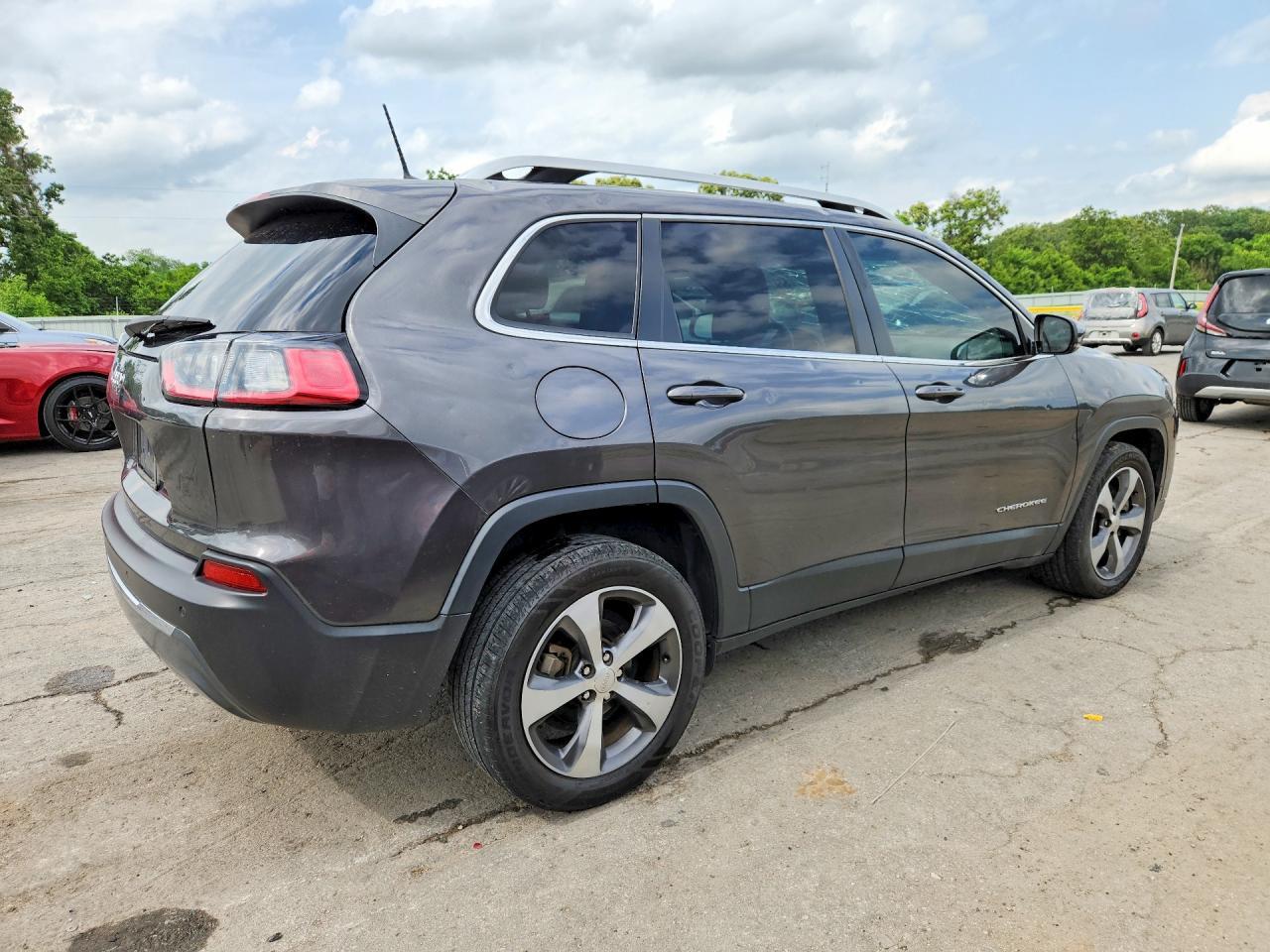 2019 Jeep Cherokee Limited - Image 3