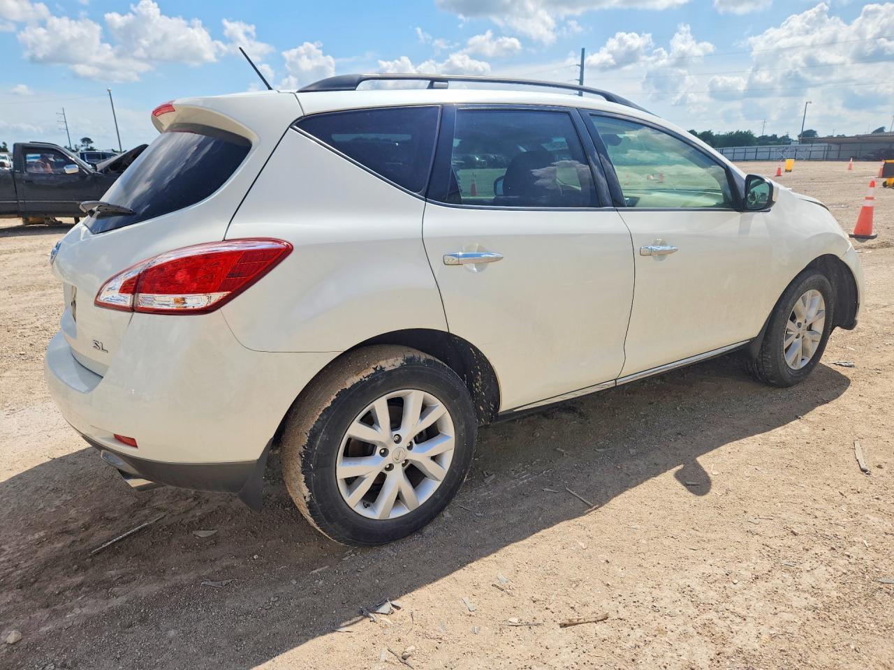 2012 Nissan Murano S - Image 3