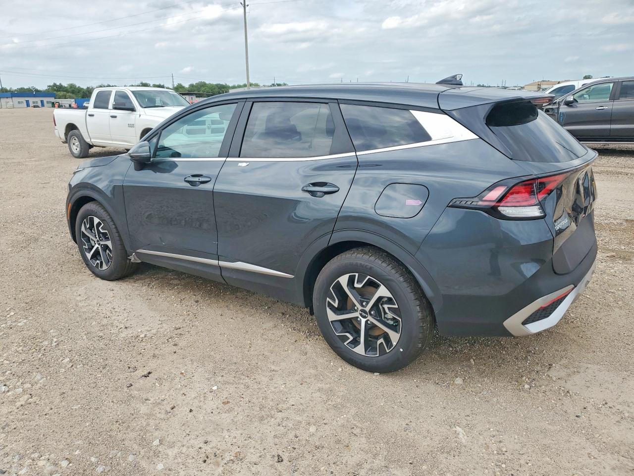 2025 Kia Sportage Ex - Image 2