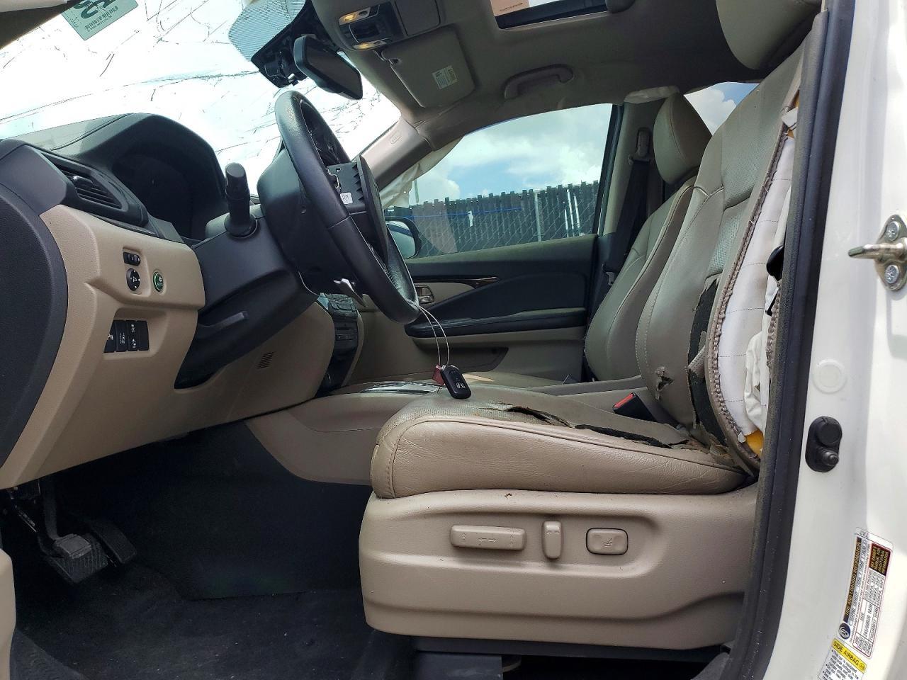 2016 Honda Pilot Elite - Фото 7