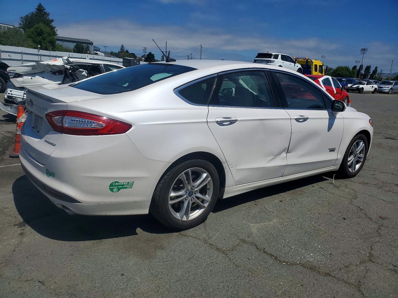 2016 Ford Fusion Titanium Phev - Фото 3