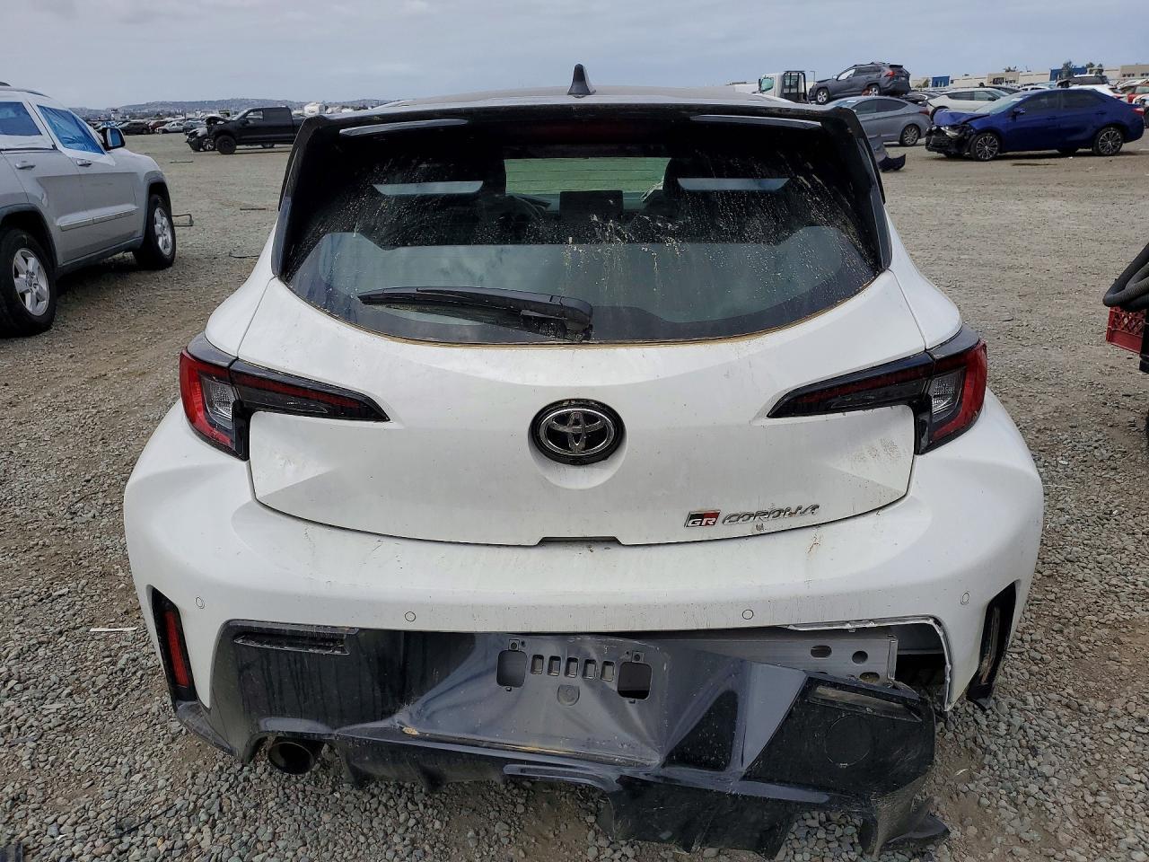 2026 Toyota Gr Corolla Premium Plus - Фото 6