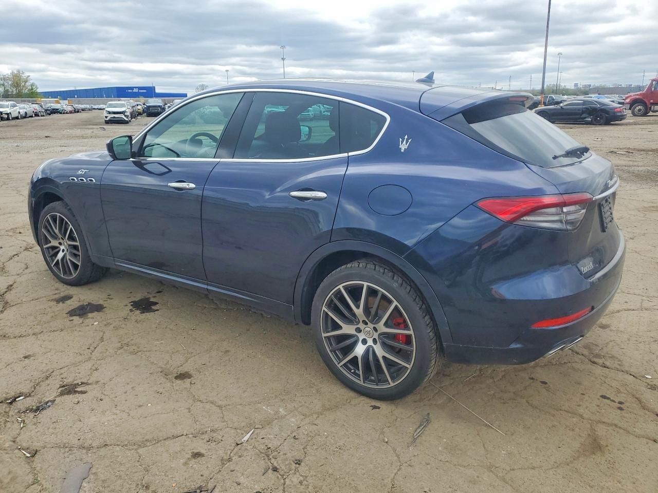2022 Maserati Levante Base - Фото 2