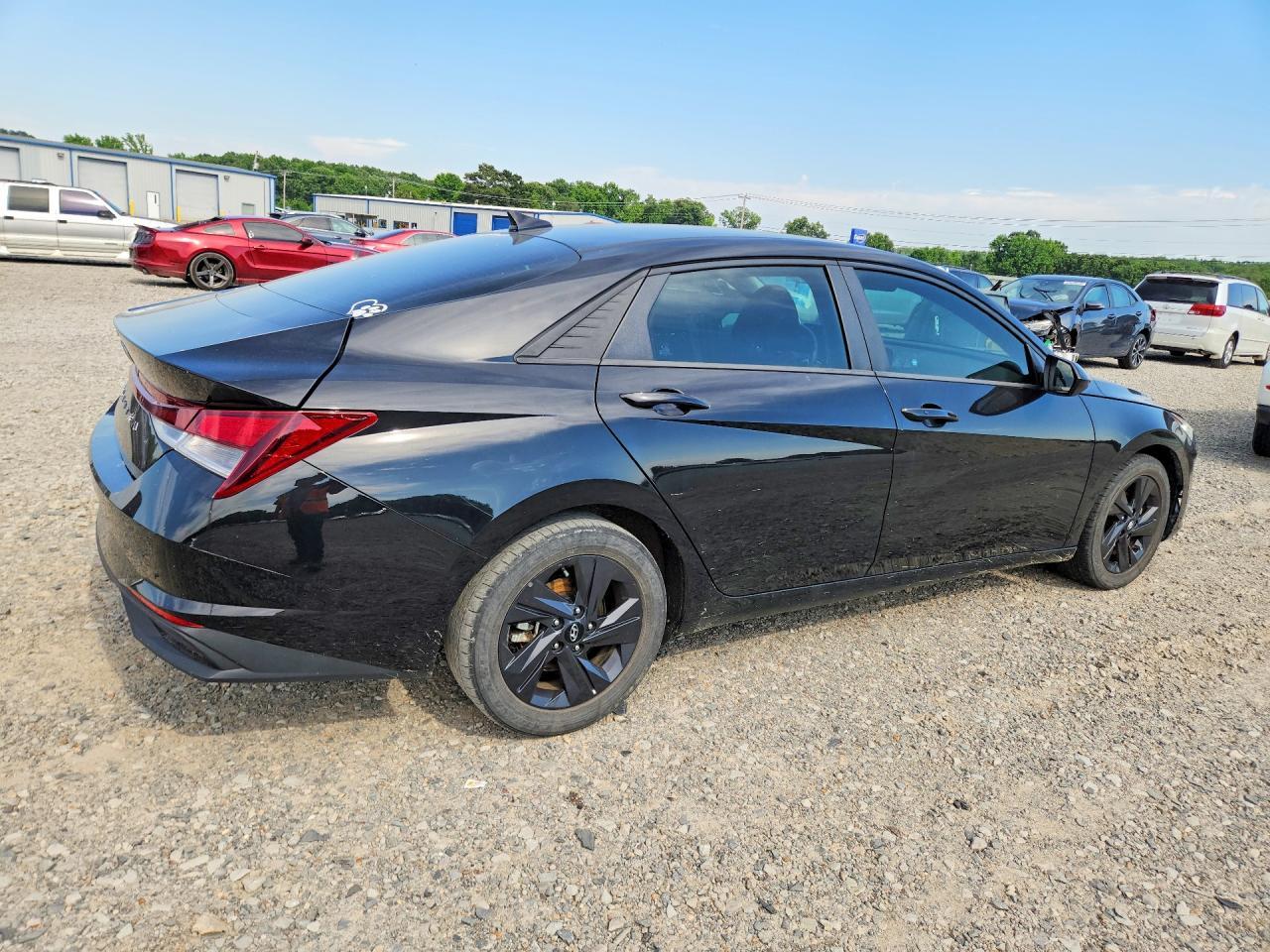 2022 Hyundai Elantra Sel - Image 3