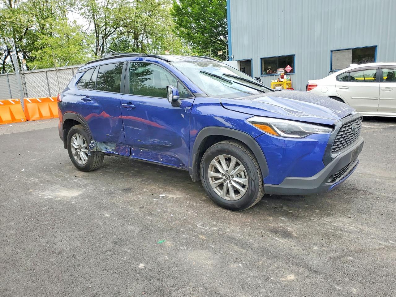 2024 Toyota Corolla Cross Le - Фото 4