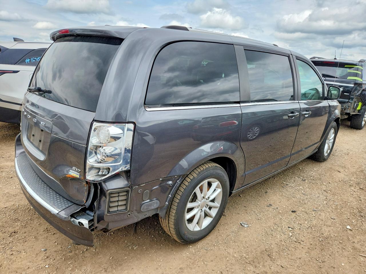 2019 Dodge Grand Caravan Sxt - Image 3