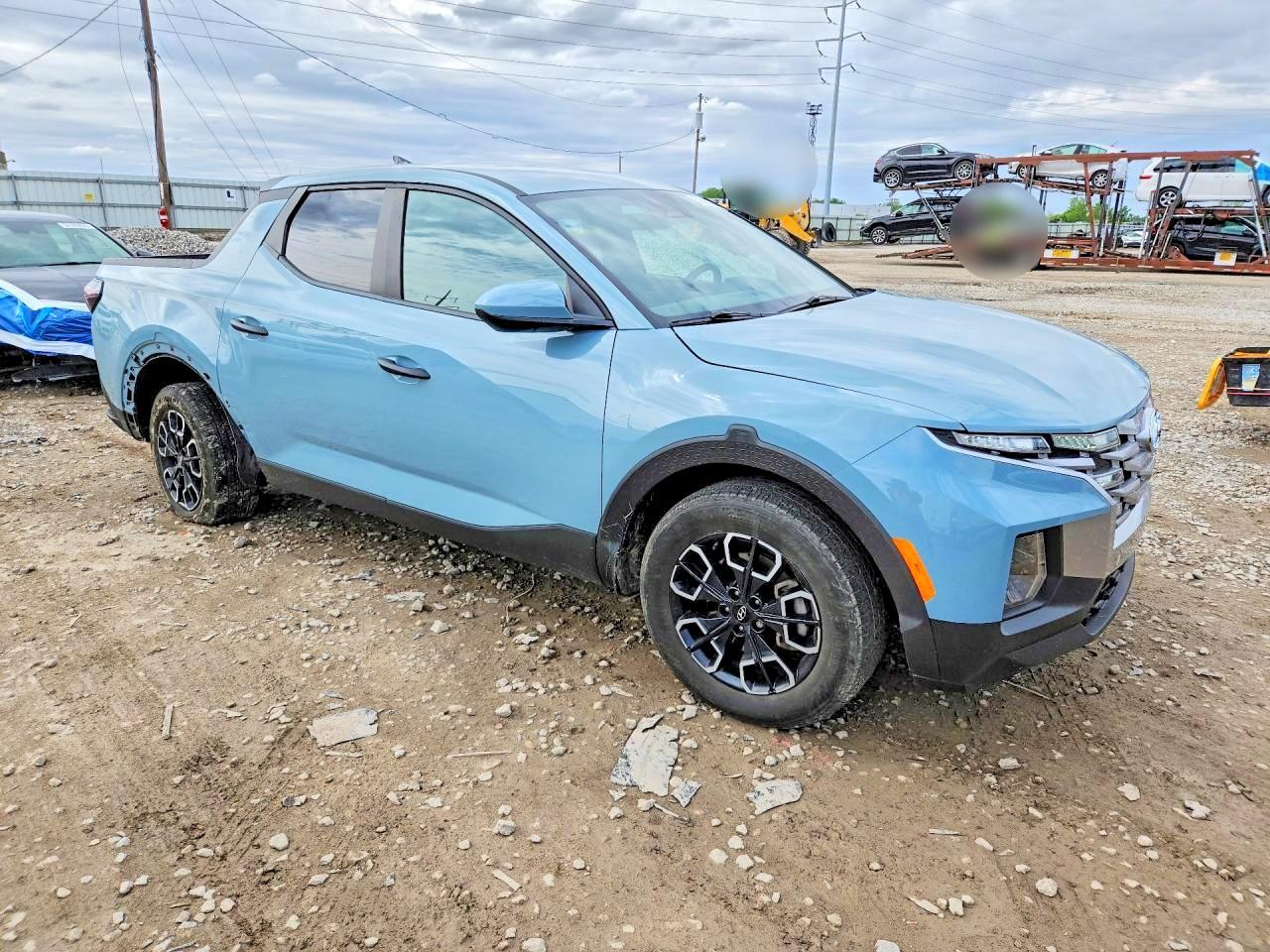2024 Hyundai Santa Cruz Se - Image 4