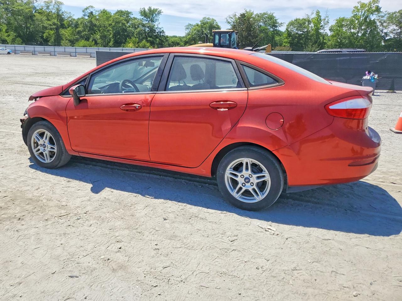 2019 Ford Fiesta Se - Фото 2