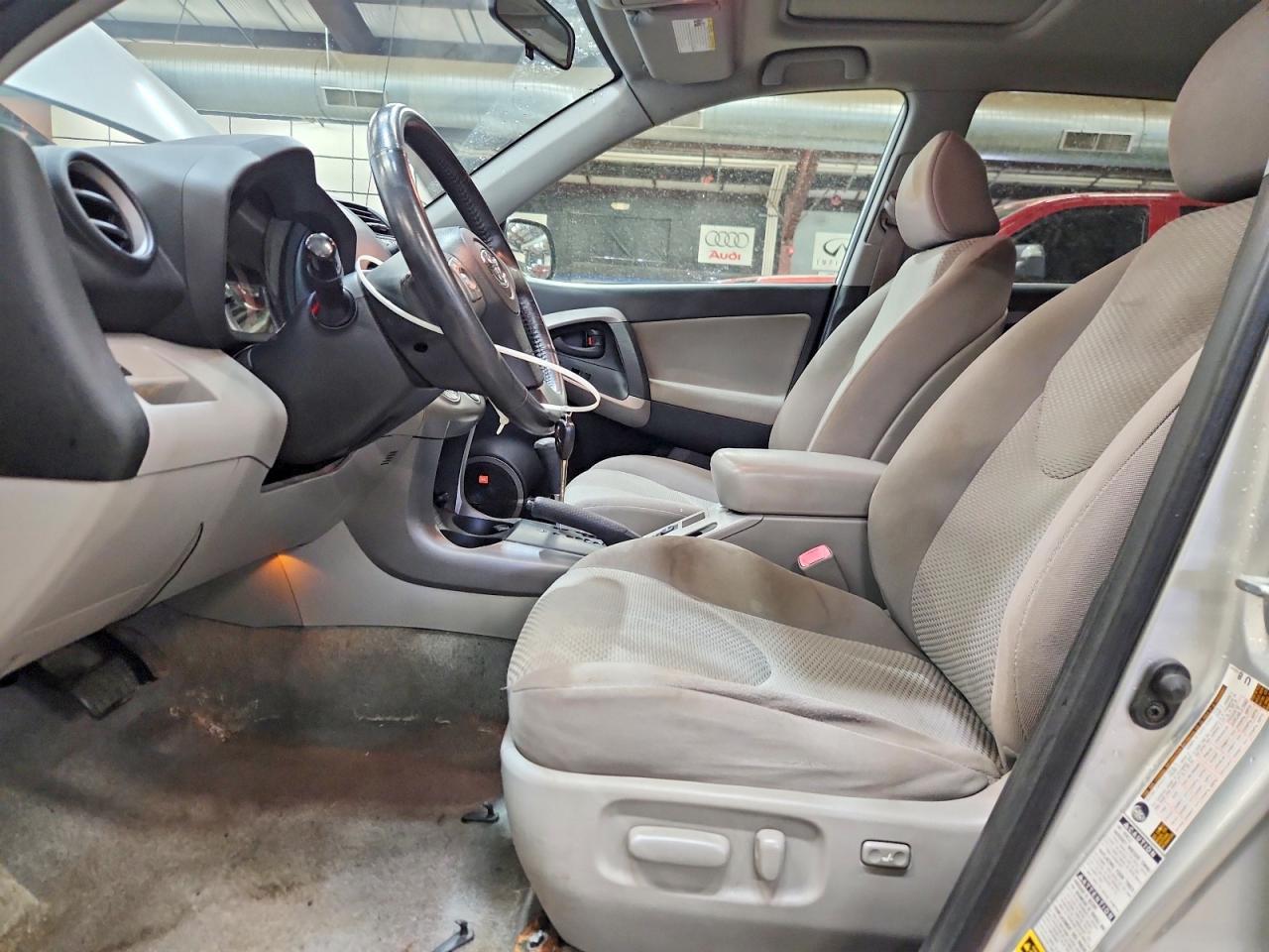2006 Toyota Rav4 Limited - Image 7