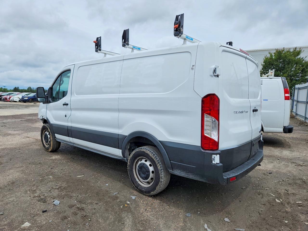 2025 Ford Transit 250 Utility / Service Van - Фото 2