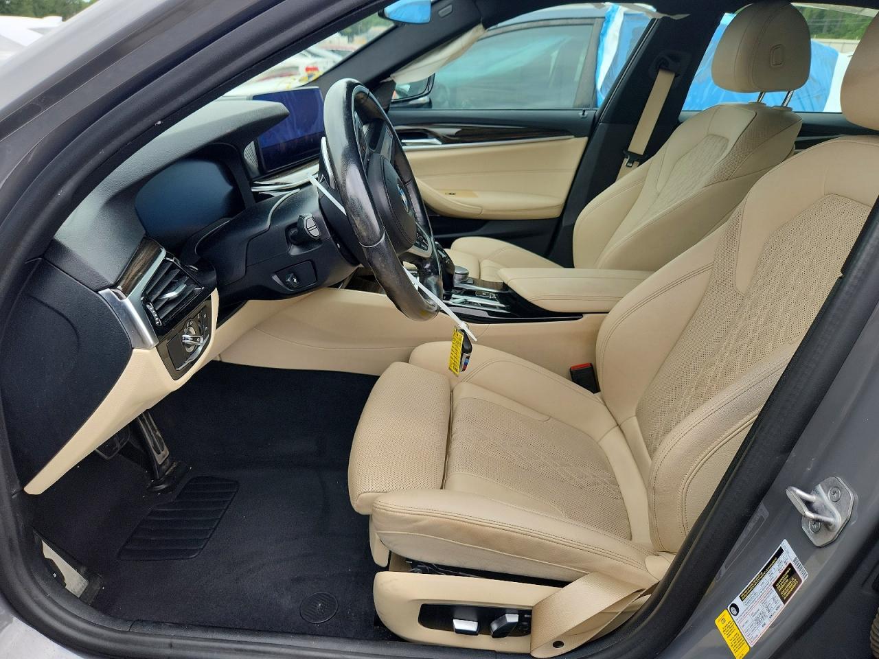 2021 BMW 530 I - Фото 7