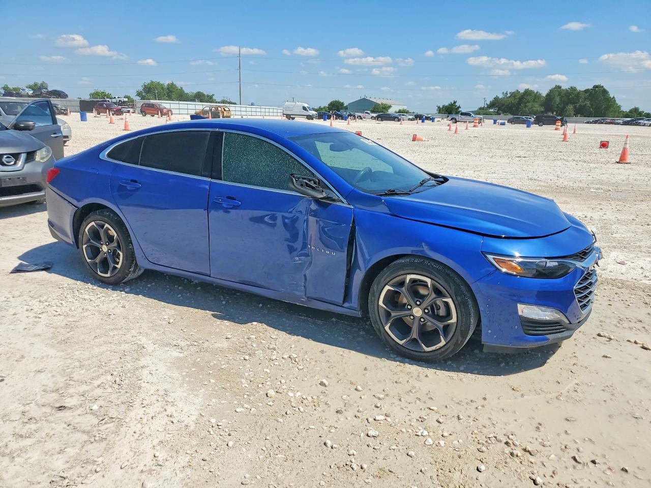 2023 Chevrolet Malibu Lt - Image 4