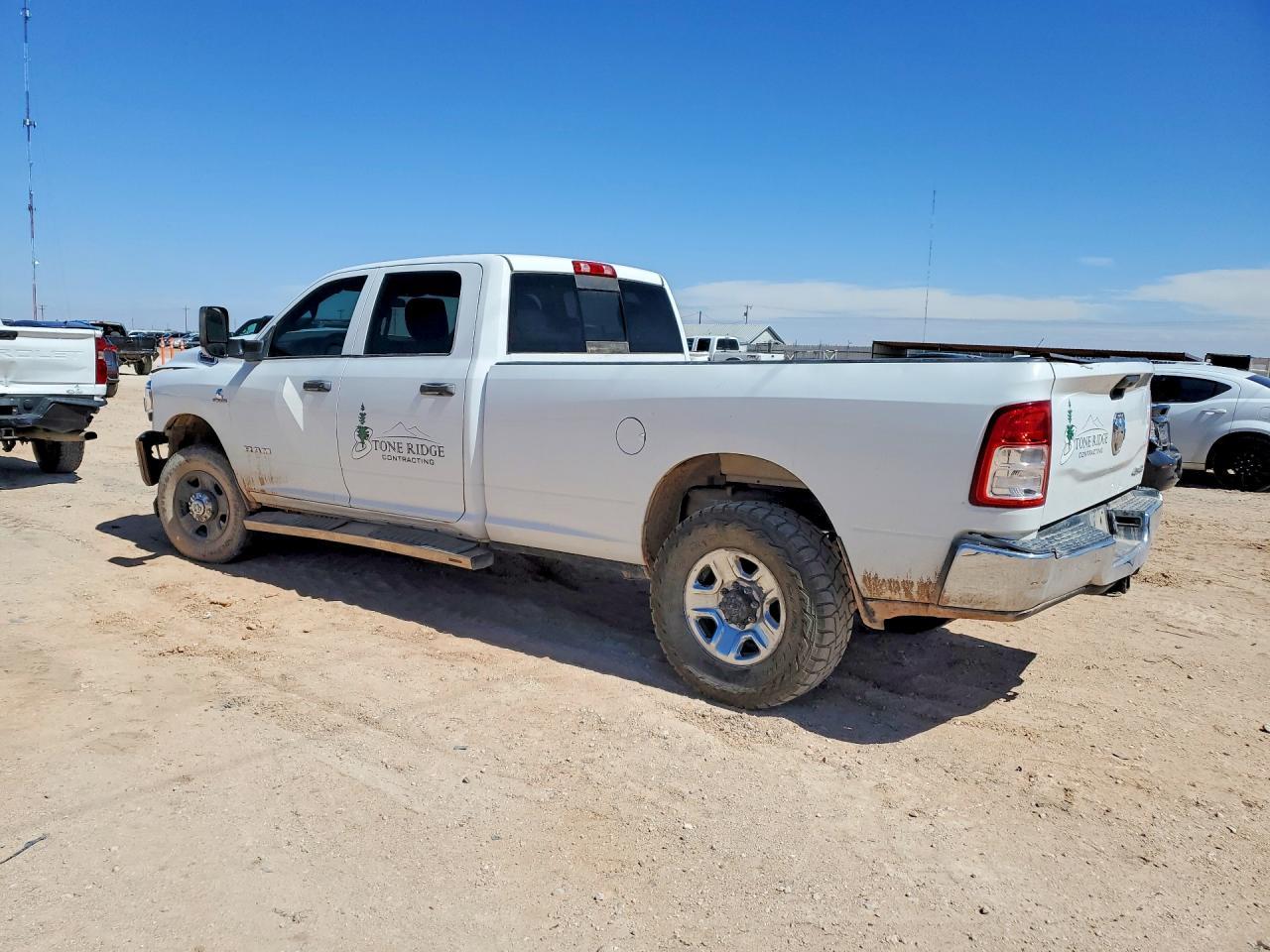 2020 Ram 2500 Tradesman - Фото 2