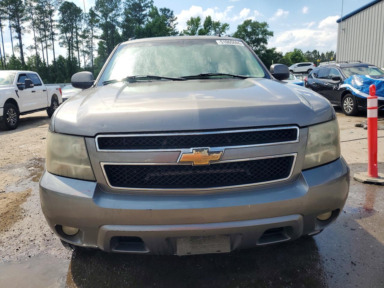 2007 Chevrolet Avalanche C1500 - Image 5