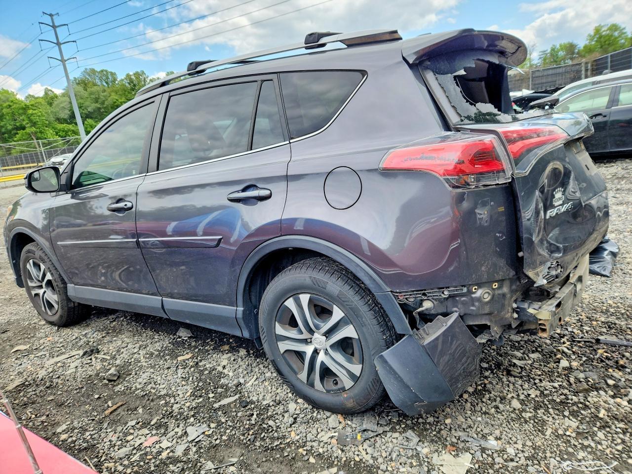 2017 Toyota Rav4 Le - Image 2