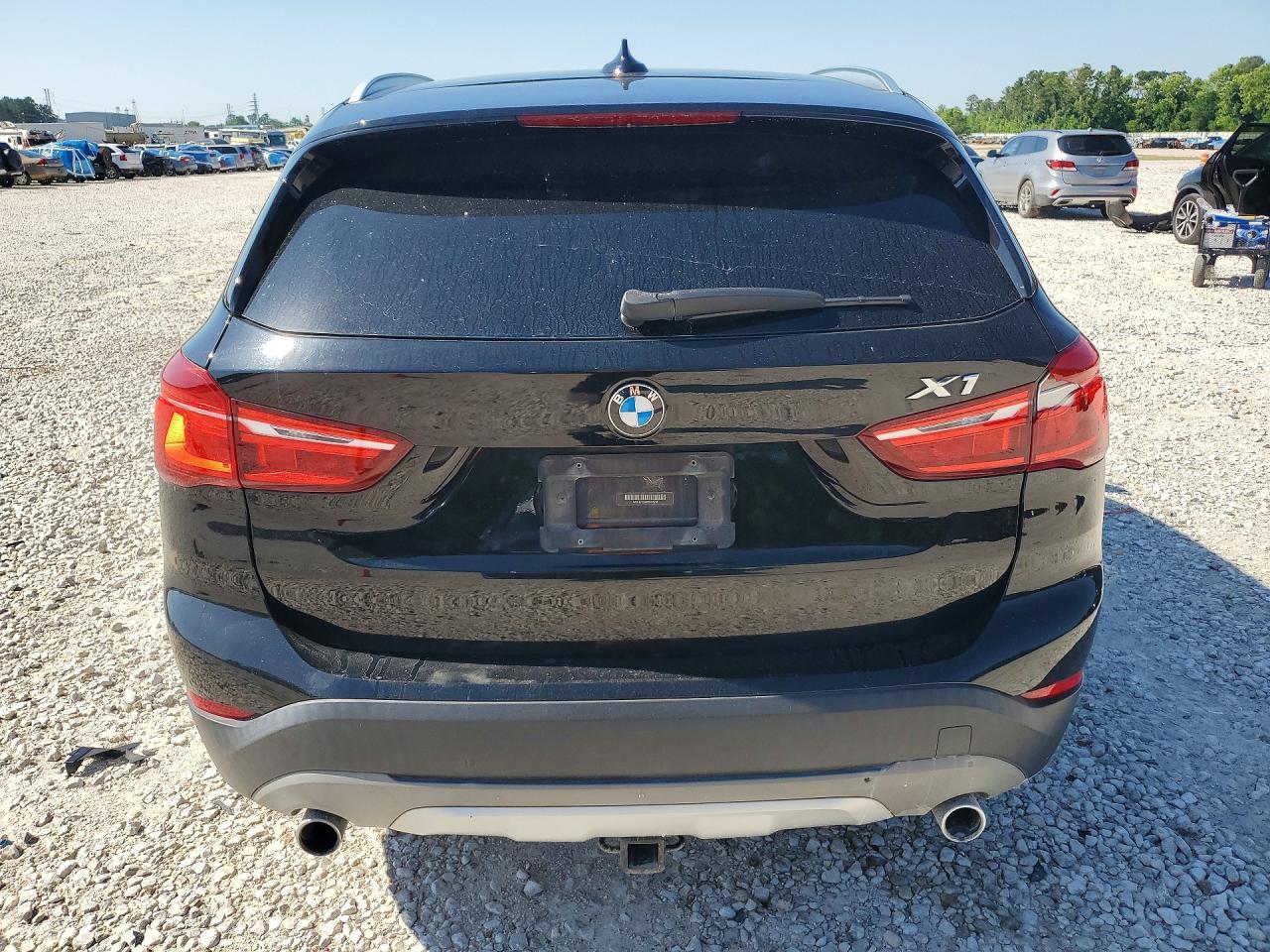 2017 BMW X1 Sdrive28I - Фото 6
