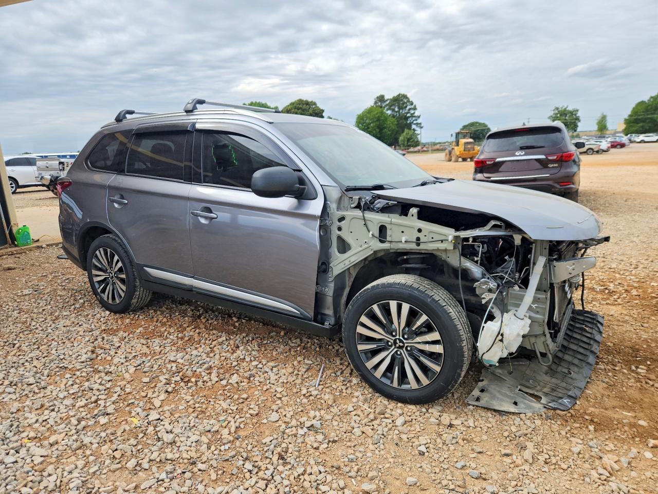 2019 Mitsubishi Outlander Es - Image 4