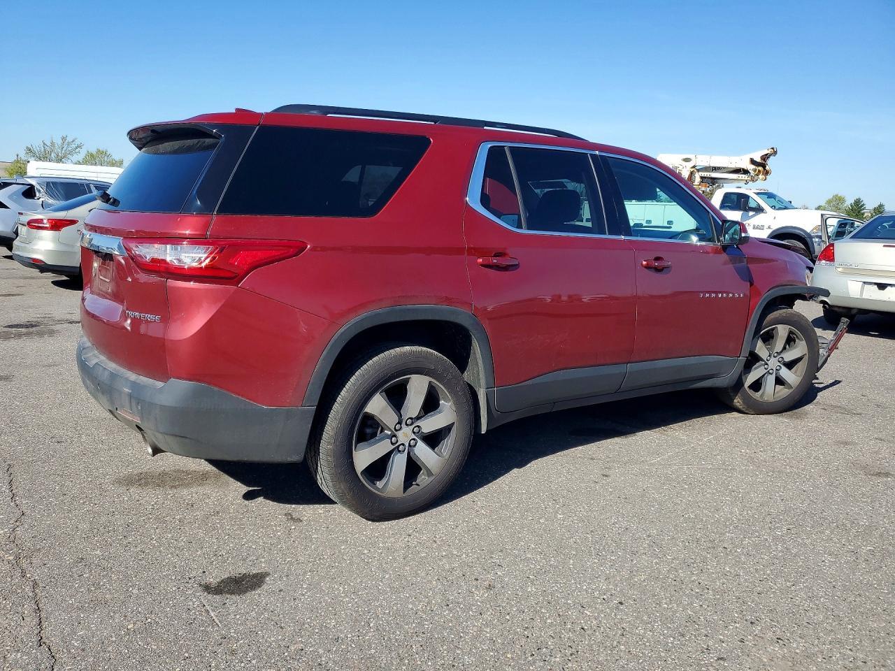 2020 Chevrolet Traverse Lt - Фото 3