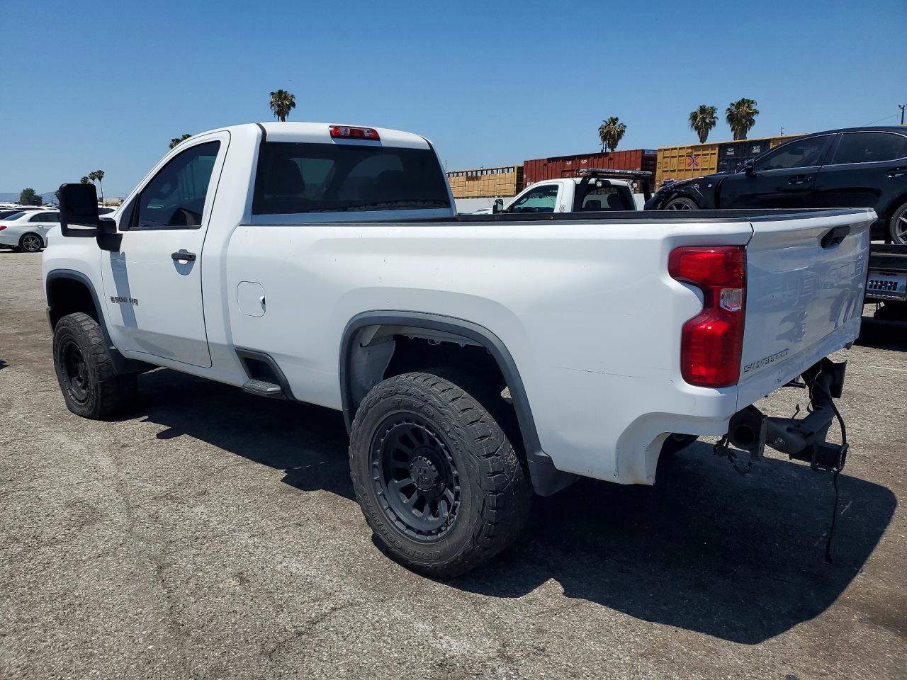 2022 Chevrolet Silverado C2500 Heavy Duty - Фото 2