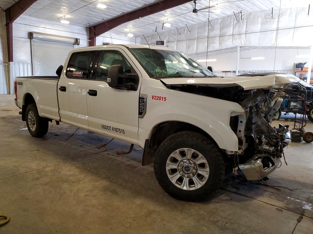 2022 Ford F250 Super Duty - Фото 4